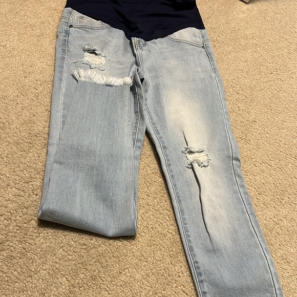 Pink Blush maternity jeans - Picture 3 of 5